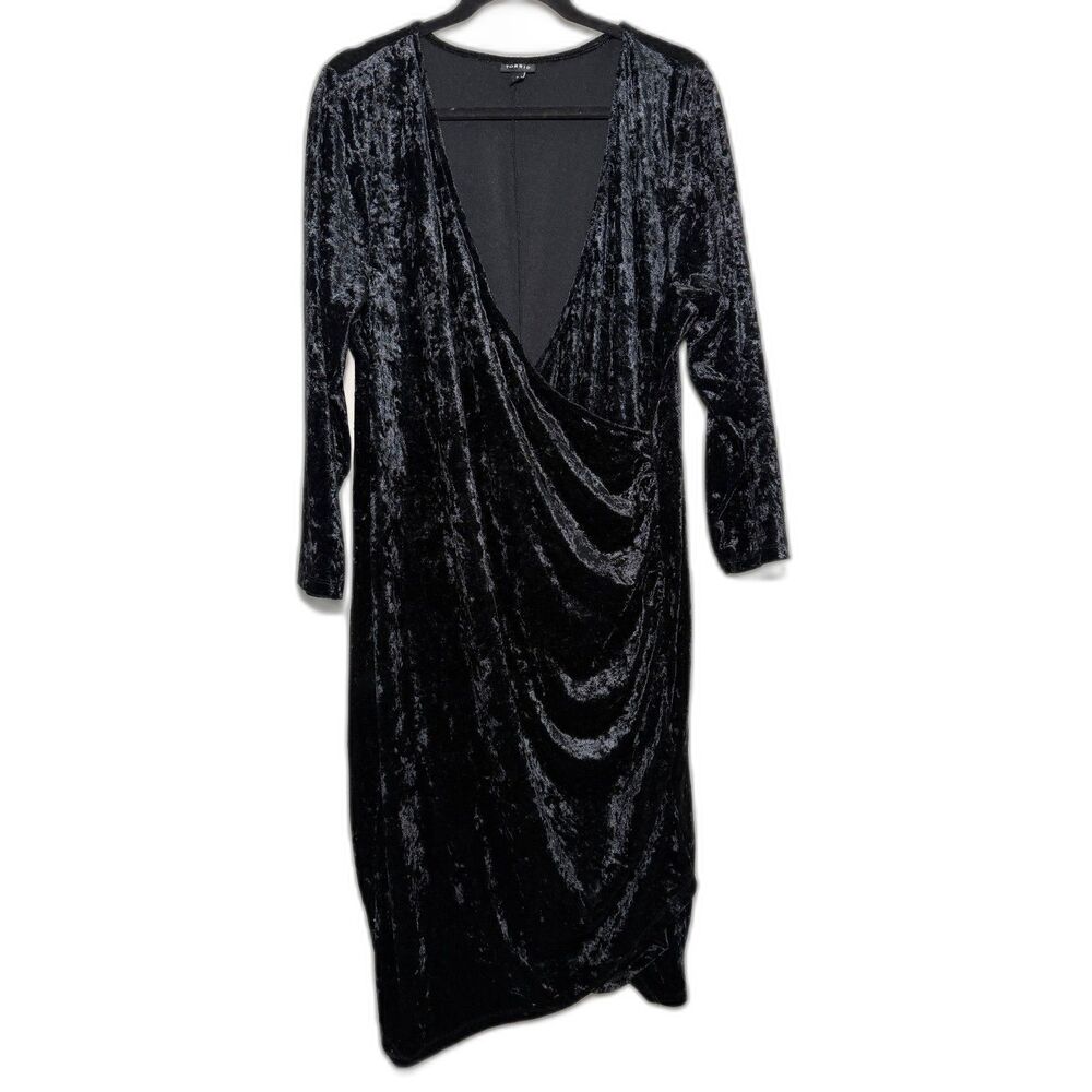 Torrid Black Crushed Velvet Ruched Wrap Dress Plus Size